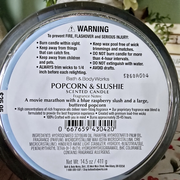 Bath & Body Works Popcorn & Slushie Candle - Picture 2 of 2